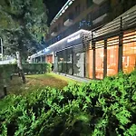 Aqua Viva 4*